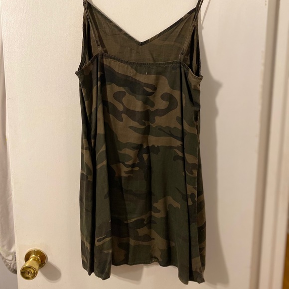 Aritzia TNA Yirrell Dress Large - Picture 4 of 6